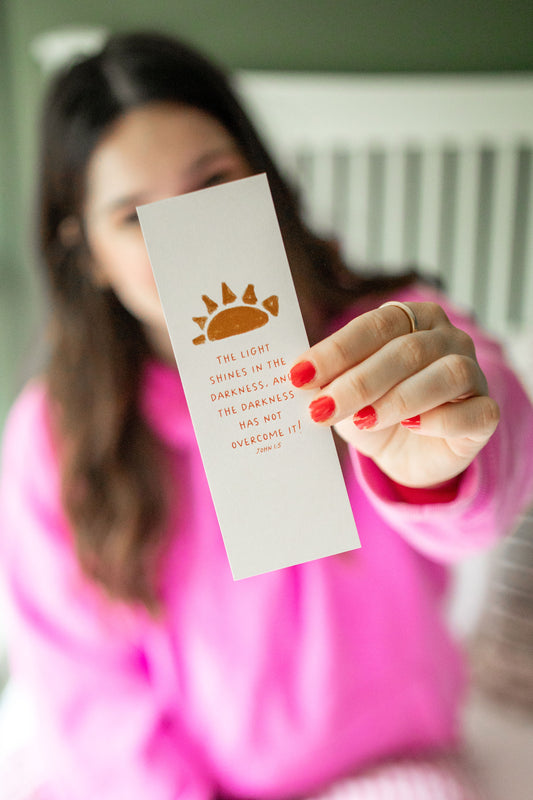 John 1:5 Bookmark