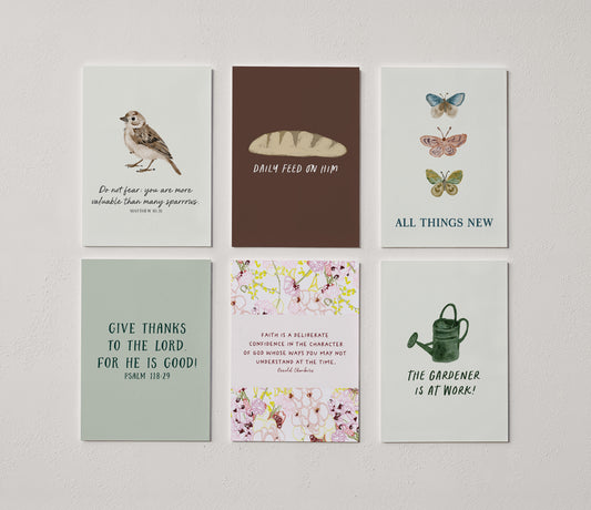 The Gardener Is At Work Card Set